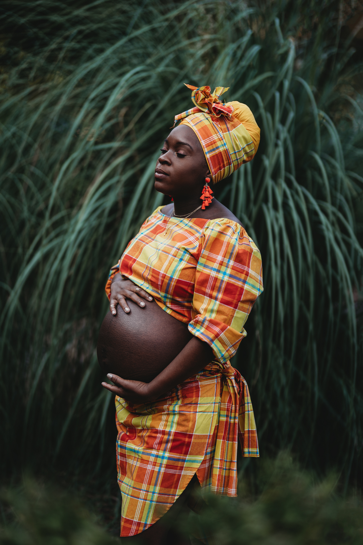 traditional dress bare belly maternity photos pregnancy photography